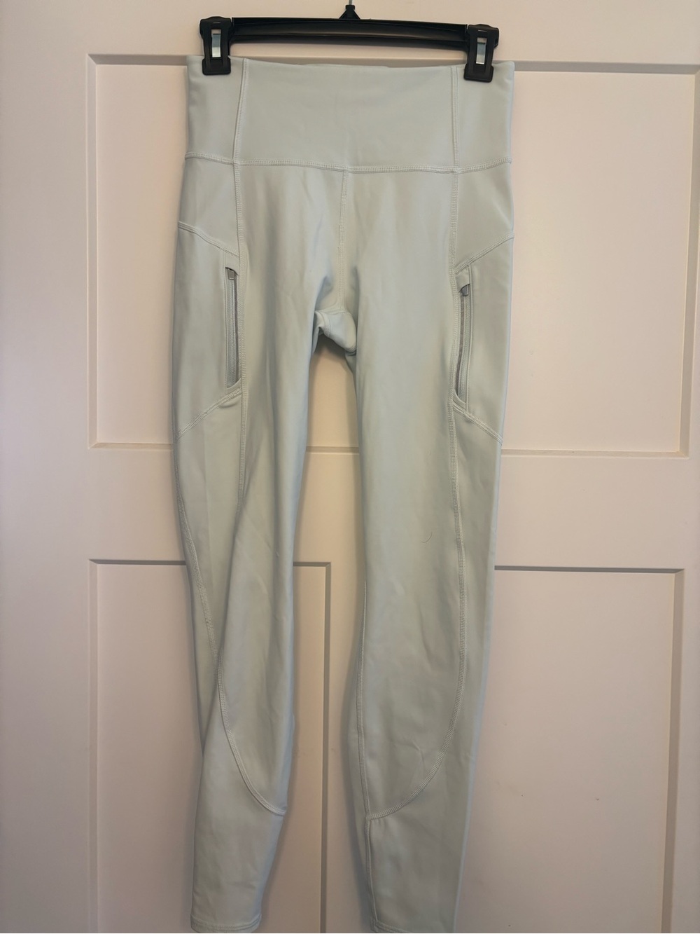 Athleta Rainer tight Light Mint Leggings with Side Pockets Size S